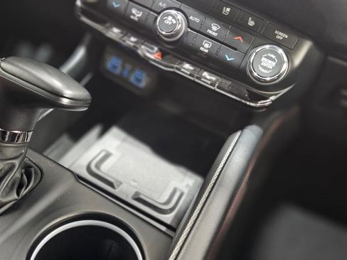 Used 2024 Dodge Durango R/T image 32