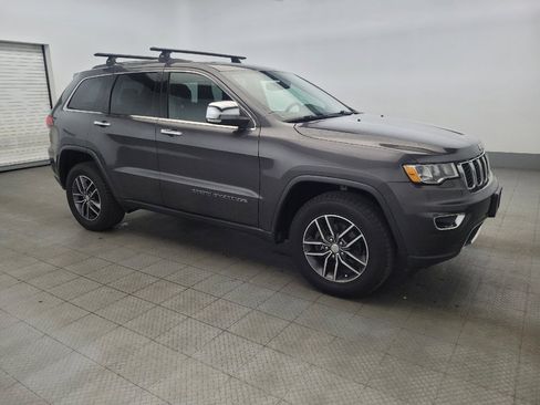 Used 2017 Jeep Grand Cherokee Limited image 11