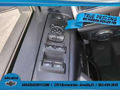 Used 2021 Ford F250 Lariat w/ Lariat Value Package AWD/4WD image 24