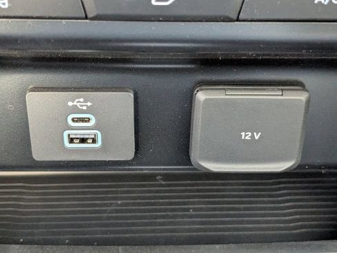 Used 2025 Ford F550 4x4 Regular Cab Super Duty image 19