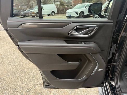 Used 2023 Chevrolet Tahoe RST w/ Luxury Package image 15