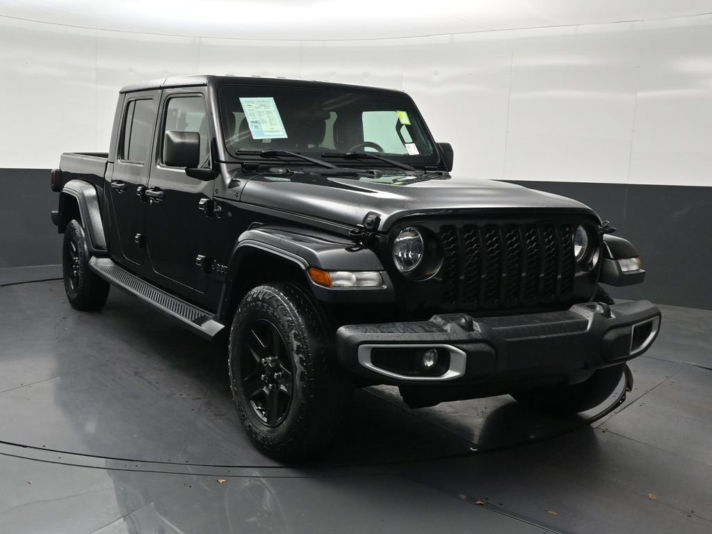 Used 2021 Jeep Gladiator Sport AWD/4WD image 8