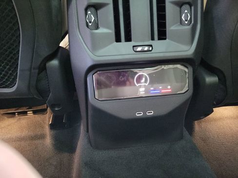 Used 2025 BMW X3 xDrive30i w/ Premium Package image 39