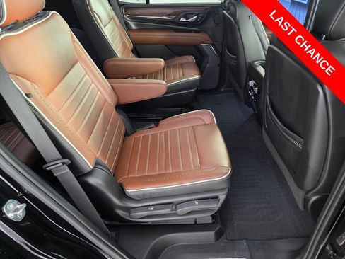 Used 2024 GMC Yukon Denali Ultimate AWD/4WD image 29
