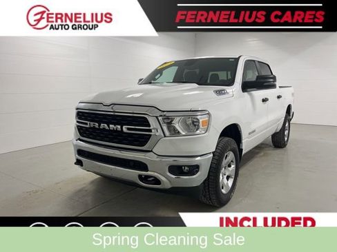 Used 2023 RAM 1500 Big Horn AWD/4WD image 3