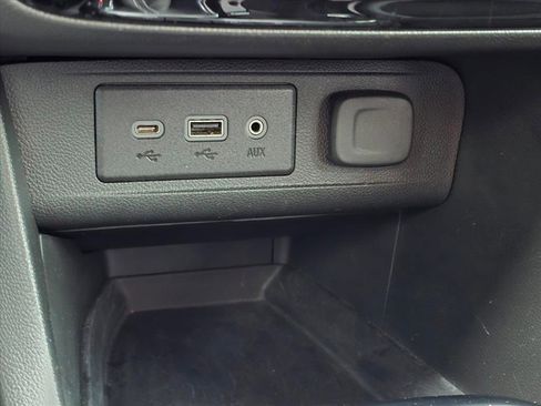 Certified 2023 Buick Encore GX Select w/ Sport Touring Package image 25