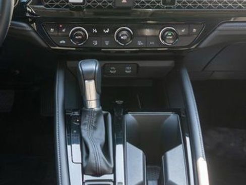 Used 2023 Honda Accord Touring image 16