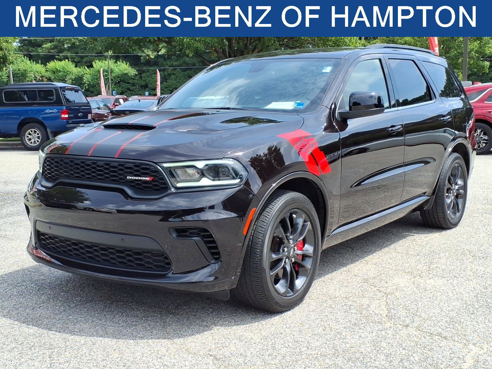 Used 2023 Dodge Durango R/T w/ Blacktop Package RWD image 1