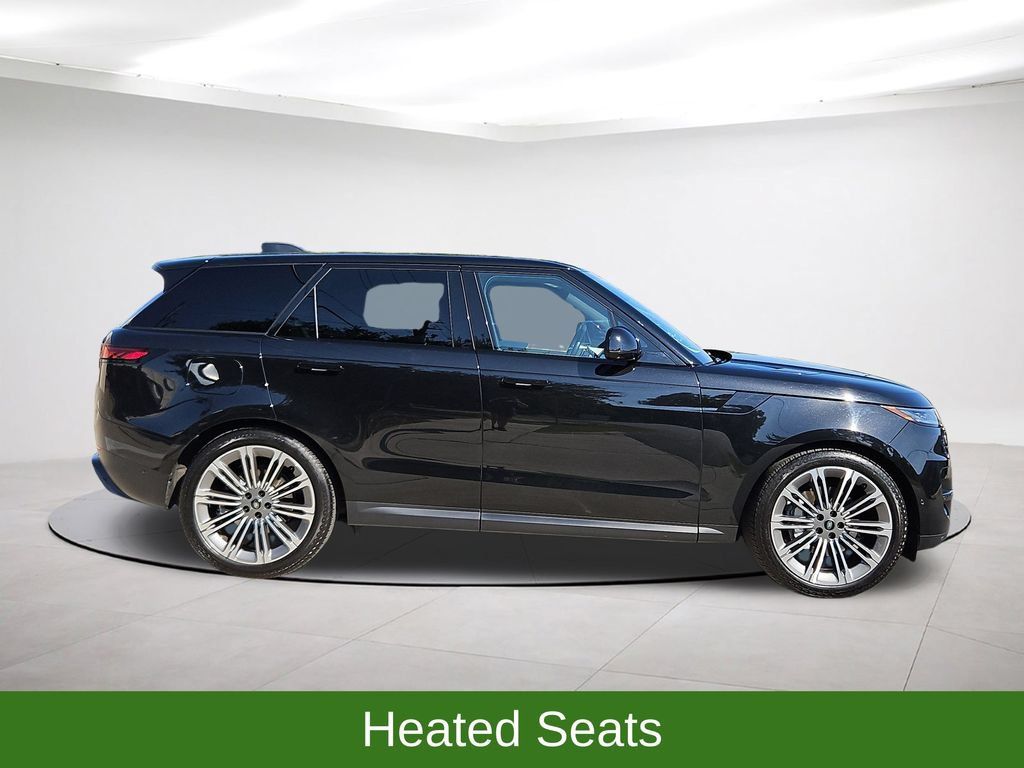 Used 2024 Land Rover Range Rover Sport SE AWD/4WD image 8