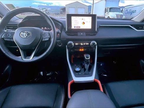 Used 2024 Toyota RAV4 Adventure image 16