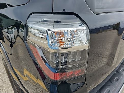 Used 2022 Toyota 4Runner TRD Off-Road Premium image 34