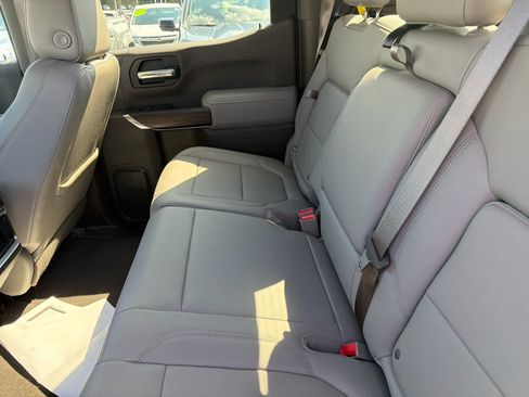 Used 2019 GMC Sierra 1500 SLT w/ SLT Premium Plus Package AWD/4WD image 7
