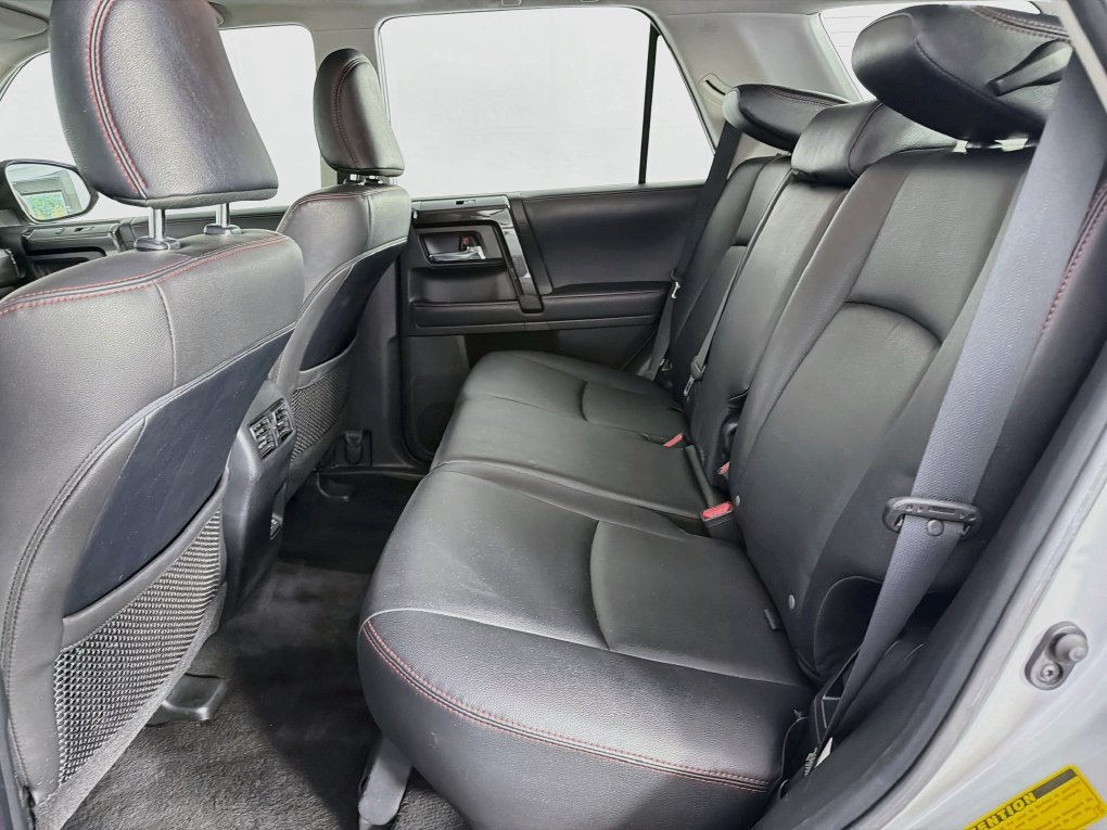 Used 2021 Toyota 4Runner TRD Off-Road Premium w/ Moonroof Package AWD/4WD image 34