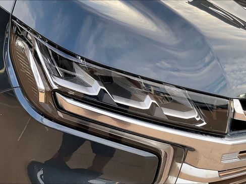 Used 2021 Chevrolet Tahoe High Country w/ Premium Package 2 AWD/4WD image 28