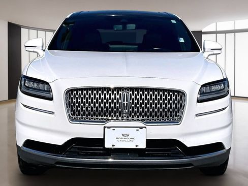 Used 2022 Lincoln Nautilus Reserve AWD/4WD image 3