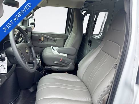 New 2026 Chevrolet Express 3500 Extended w/ Driver Convenience Package RWD image 11