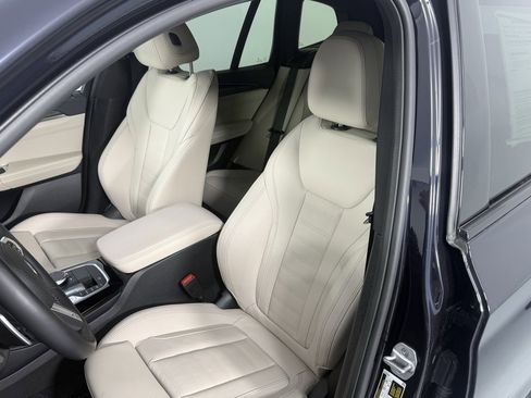 Certified 2024 BMW X3 M40i w/ Premium Package image 12