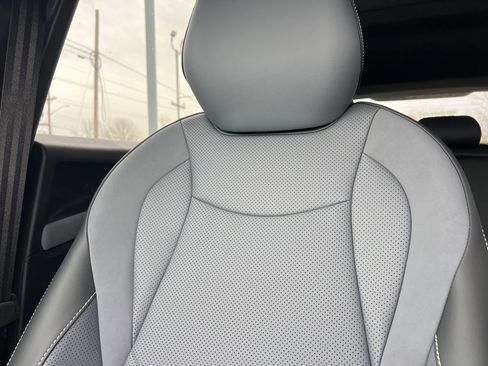 New 2026 Volkswagen Tiguan SE R-Line image 21