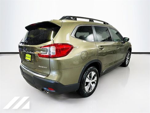 Certified 2025 Subaru Ascent Premium image 5