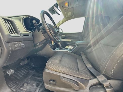 Used 2022 Chevrolet Colorado LT w/ Fleet Safety Package RWD image 22