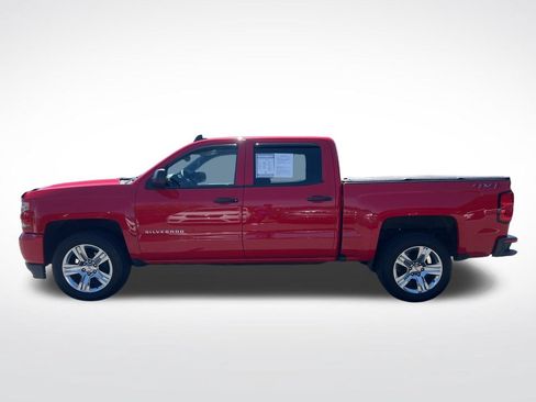 Used 2018 Chevrolet Silverado 1500 Custom w/ Custom Value Package AWD/4WD image 2