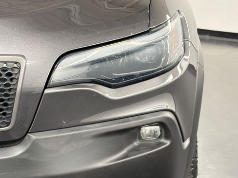 Used 2021 Jeep Cherokee Trailhawk w/ Trailer Tow Group image 11