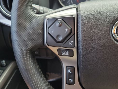 Used 2021 Toyota Tacoma SR5 w/ SR5 Appearance Package (SM) RWD image 24