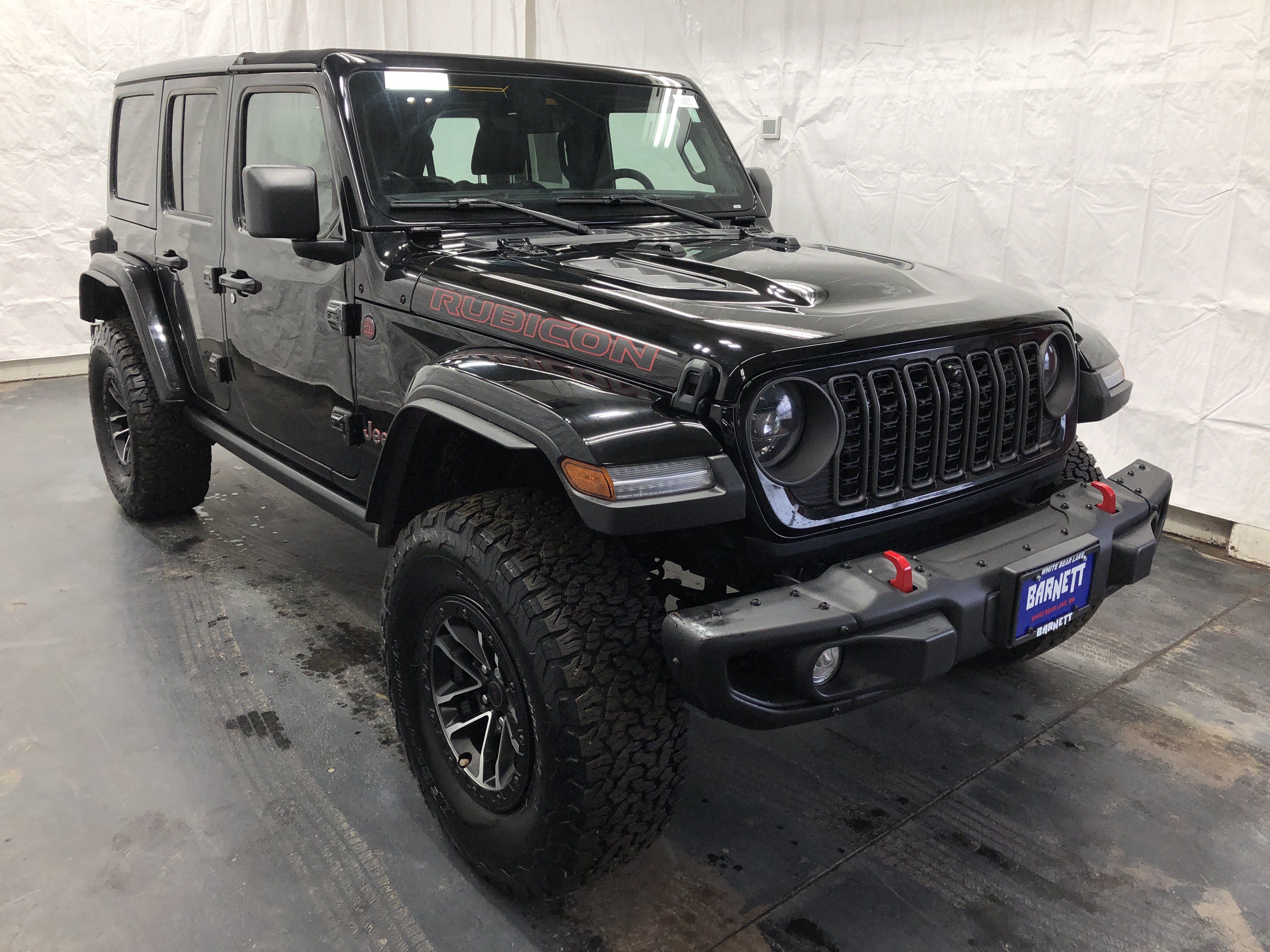 Certified 2024 Jeep Wrangler Unlimited Rubicon AWD/4WD image 4