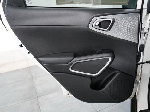 Used 2022 Kia Soul LX w/ Technology Package FWD image 26