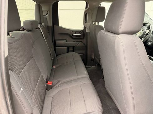 Used 2020 Chevrolet Silverado 1500 Custom w/ Custom Value Package image 25