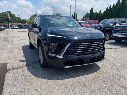 New 2025 Buick Enclave Preferred w/ Power Package image 9