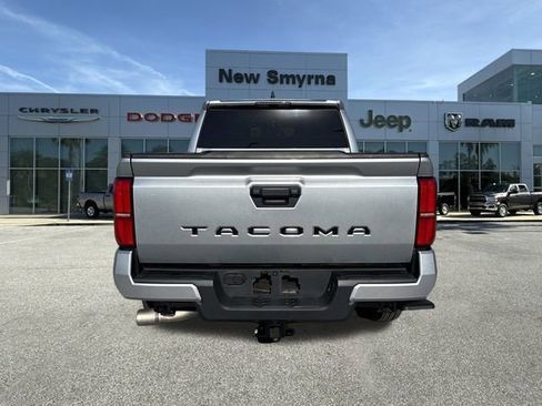 Used 2024 Toyota Tacoma TRD Sport image 4