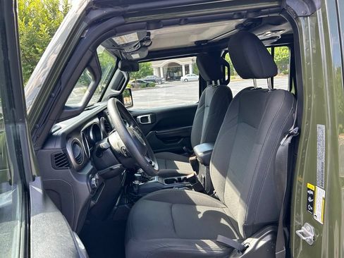 Used 2020 Jeep Wrangler Unlimited Sport AWD/4WD image 37