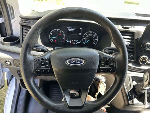 Used 2025 Ford Transit 350 XL RWD image 29