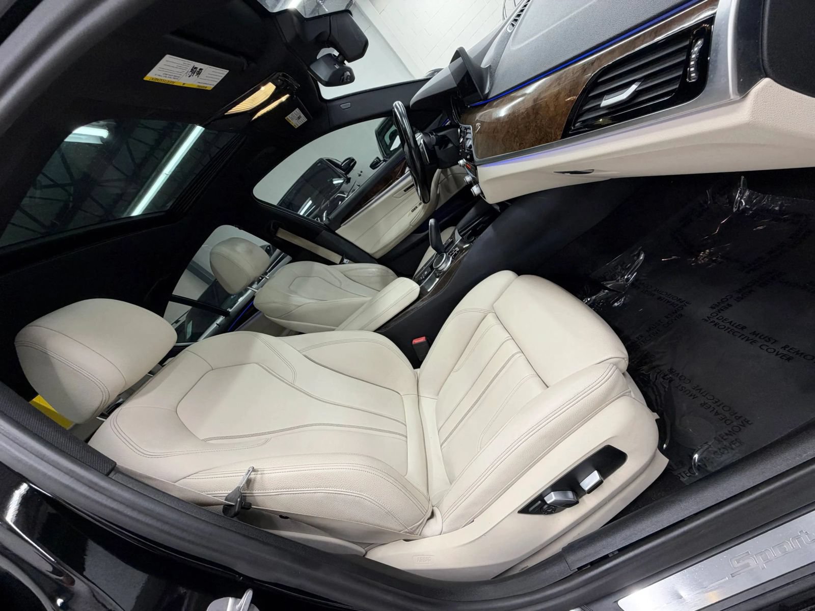 Used 2017 BMW 540i RWD image 24
