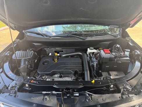 Used 2025 Chevrolet Equinox LT FWD image 33