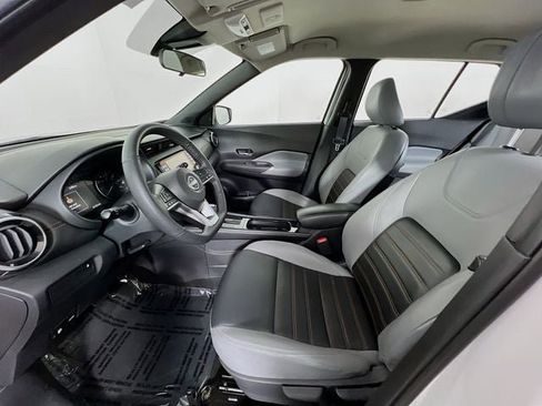 Certified 2023 Nissan Kicks SR w/ SR Premium Package image 21