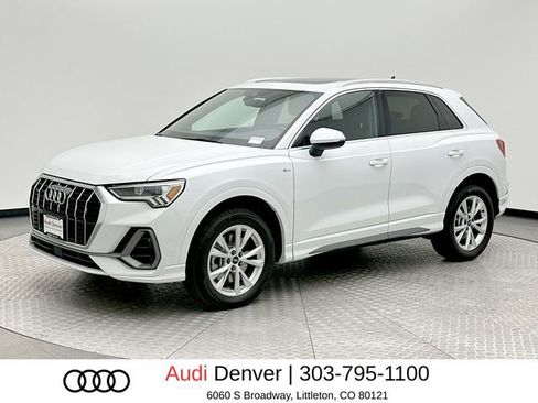 Used 2022 Audi Q3 2.0T Premium Plus w/ Premium Plus Package AWD/4WD image 1