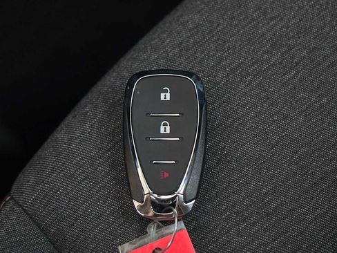 Used 2023 Chevrolet Equinox LT FWD image 28