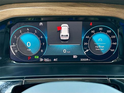 Used 2025 Volkswagen Atlas SE image 12