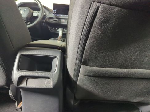 Certified 2025 Honda HR-V Sport image 31
