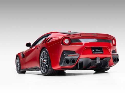 Certified 2017 Ferrari F12tdf image 10