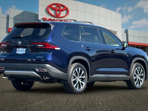 Certified 2026 Toyota Grand Highlander AWD Hybrid image 3