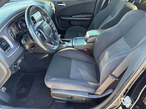 Used 2019 Dodge Charger R/T w/ Driver Confidence Group image 10