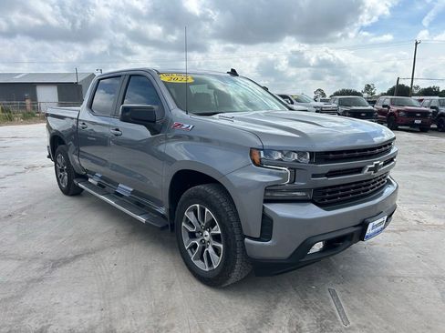 Used 2022 Chevrolet Silverado 1500 RST w/ Z71 Off-Road Package AWD/4WD image 3