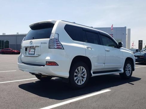 Used 2015 Lexus GX 460 w/ Premium Package AWD/4WD image 5