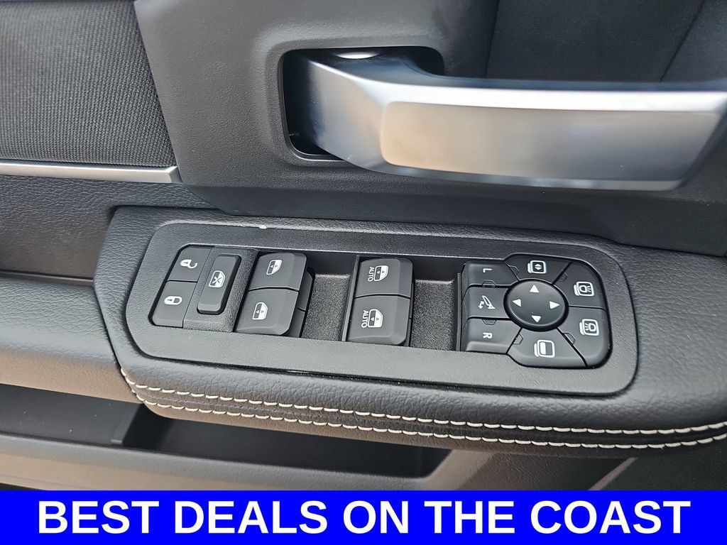 New 2027 RAM 3500 Big Horn AWD/4WD image 28