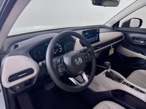 New 2026 Honda HR-V EX-L image 9