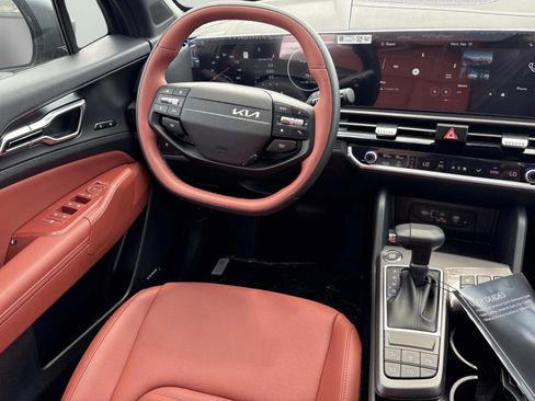 New 2026 Kia Sportage SX image 13