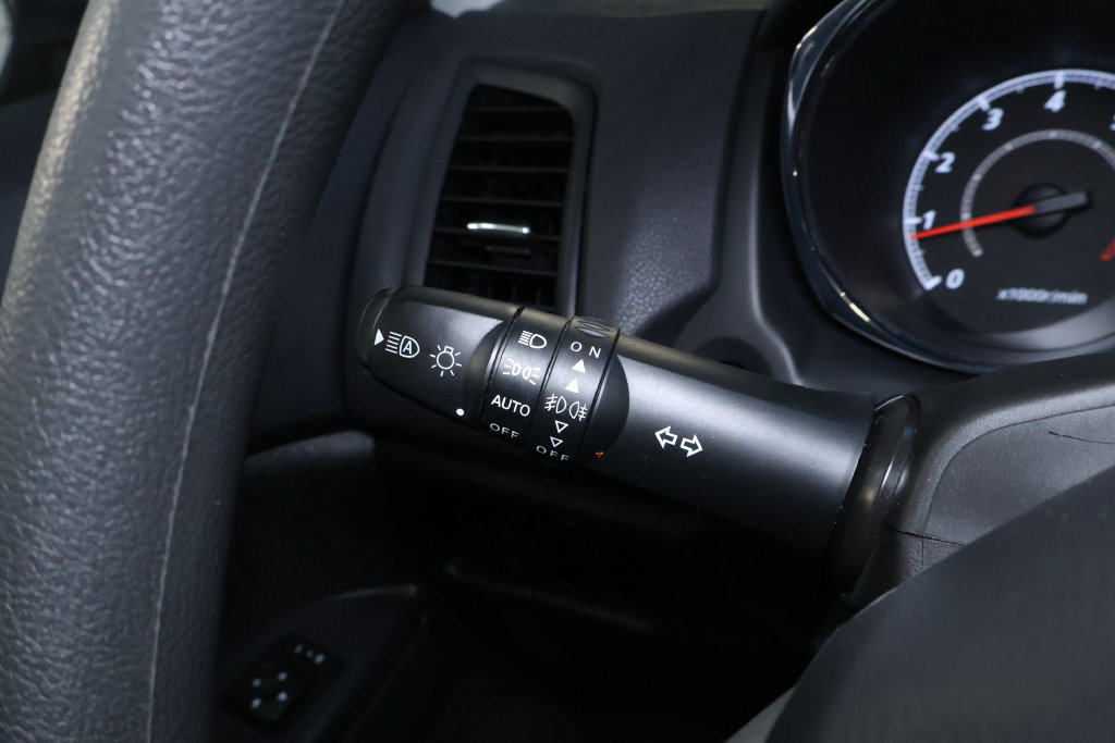 Used 2025 Mitsubishi Outlander Sport AWD image 21